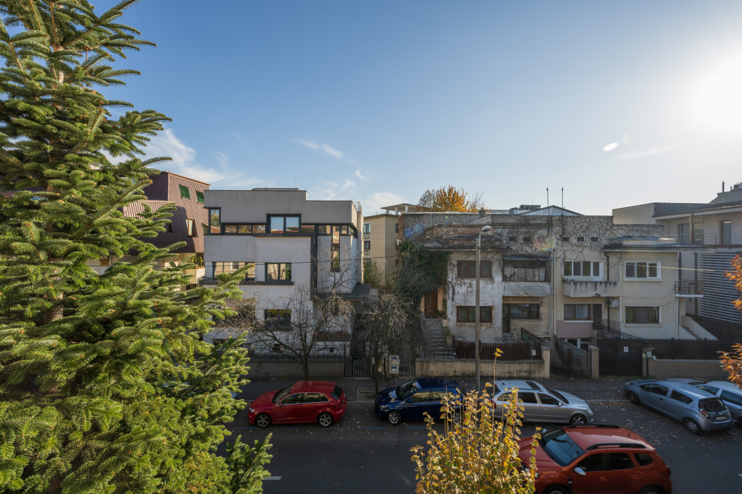 COTROCENI - ANA DAVILA, APARTAMENT IN VILA 120 MP, ETAJ 2!