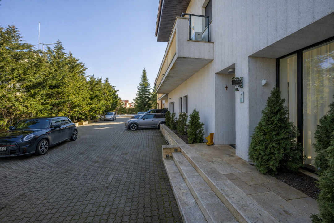 CORBEANCA - ROSE GARDEN, VILA 500 MP, LOT 1200 MP, LA CHEIE!