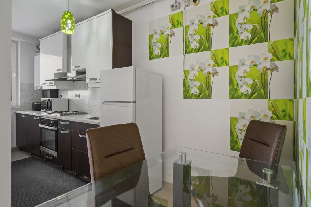 BUFTEA - PALATUL STIRBEI, APARTAMENT 2 CAMERE 65 MP, BOXA, PARCARE!